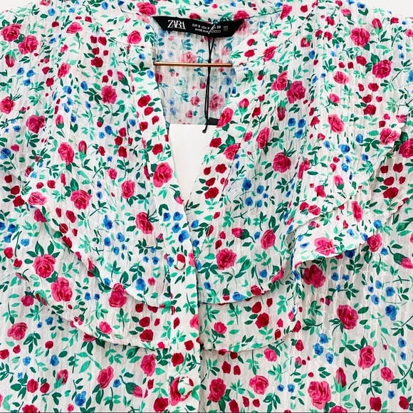 NEW Zara floral button up top - Picture 11 of 13